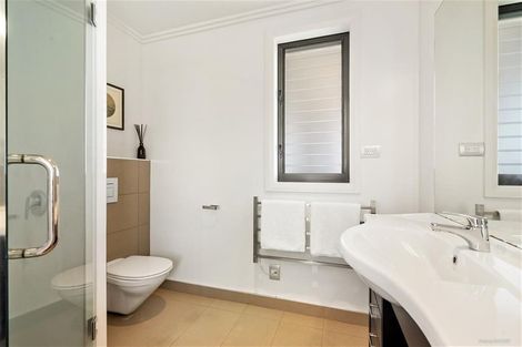 Photo of property in 21 Bayview Park Lane, Orewa, 0931