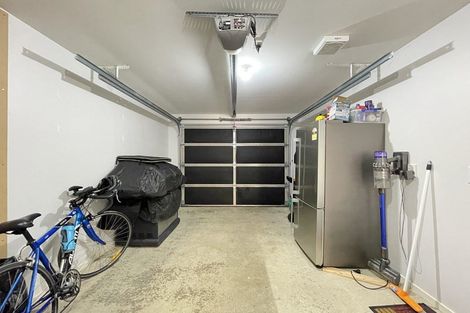 Photo of property in 23 Gifford Grove, Churton Park, Wellington, 6037