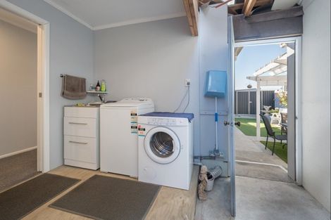 Photo of property in 1 Inglis Street, Motueka, 7120