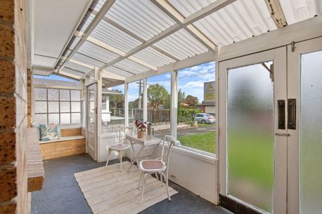 Photo of property in 160 Old Farm Road, Hamilton East, Hamilton, 3216