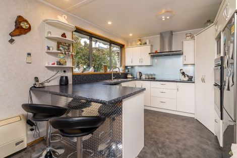 Photo of property in 5 Clyde Street, Kinmont Park, Mosgiel, 9024