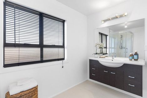 Photo of property in 1/23 Roys Road, Weymouth, Auckland, 2103