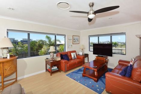 Photo of property in 8 Kihi Place, Ruakaka, 0116