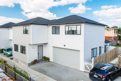 Photo of property in 113b Wharf Road, Te Atatu Peninsula, Auckland, 0610