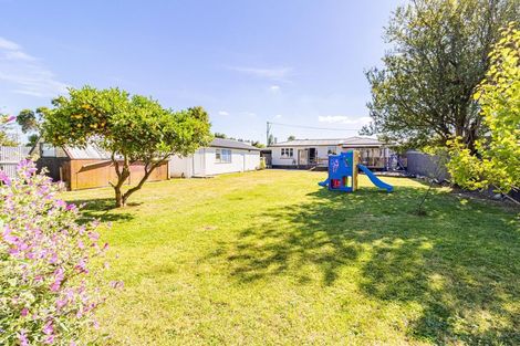 Photo of property in 1 Halls Road, Pahiatua, 4910