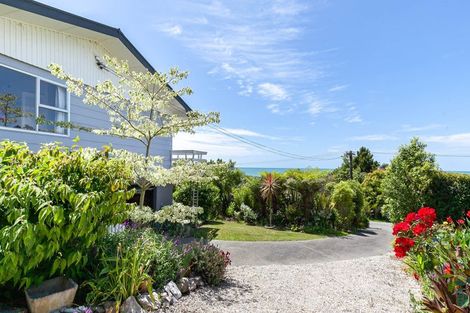 Photo of property in 15 Bay View Terrace, Patons Rock, Takaka, 7182