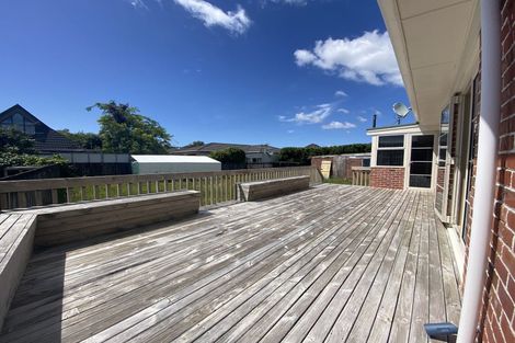 Photo of property in 277 Hobsonville Road, Hobsonville, Auckland, 0618