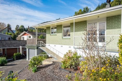 Photo of property in 101 Milton Terrace, Picton, 7220