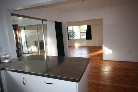 Photo of property in 4 Belgrave Place, Awapuni, Palmerston North, 4412