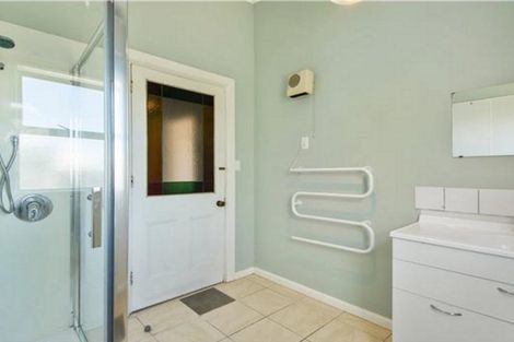 Photo of property in 120 Lincoln Road, Addington, Christchurch, 8024