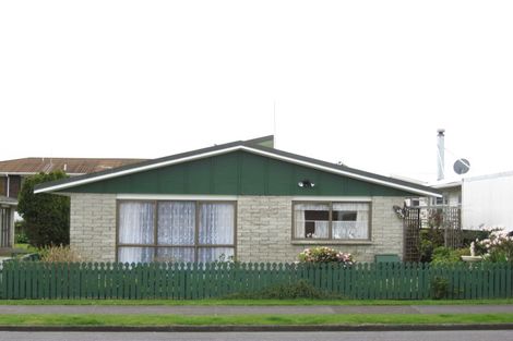 Photo of property in 2/13 Karamu Street, Strandon, New Plymouth, 4312