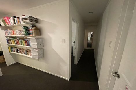 Photo of property in 8 Matipo Road, Te Atatu Peninsula, Auckland, 0610