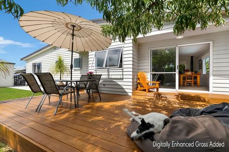 Photo of property in 243 Gravatt Road, Papamoa Beach, Papamoa, 3118