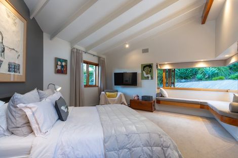 Photo of property in 43 Aotearoa Terrace, Murrays Bay, Auckland, 0630