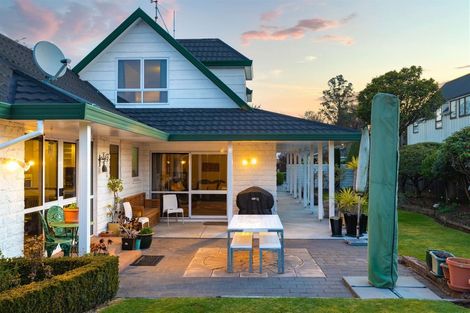 Photo of property in 5 Rubens Place, Burnside, Christchurch, 8053