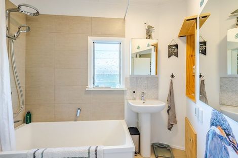 Photo of property in 151 Easther Crescent, Kew, Dunedin, 9012