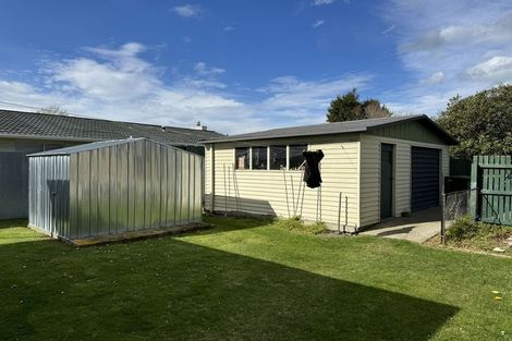 Photo of property in 5 Hillary Street, Waimate, 7924