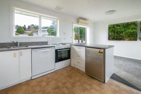 Photo of property in 68 Stephen Street, Halfway Bush, Dunedin, 9010