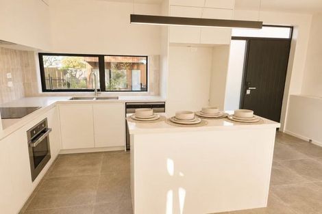 Photo of property in 11e Rene Place, Sunnyhills, Auckland, 2010