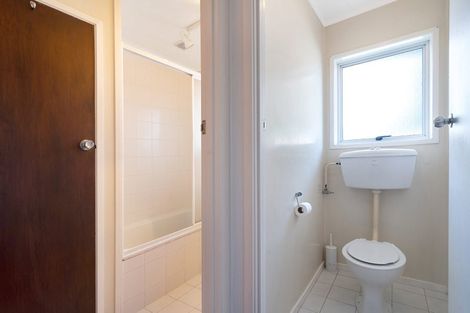 Photo of property in 1/28 Taipari Road, Te Atatu Peninsula, Auckland, 0610