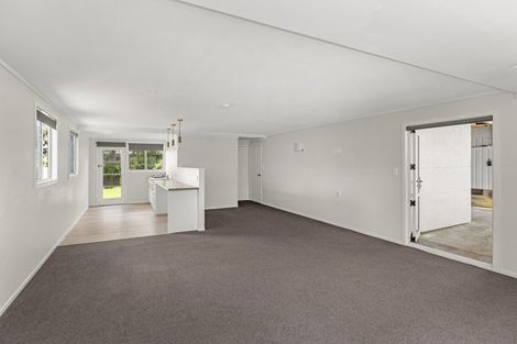 Photo of property in 3 Lorenzen Bay Road, Raglan, 3225