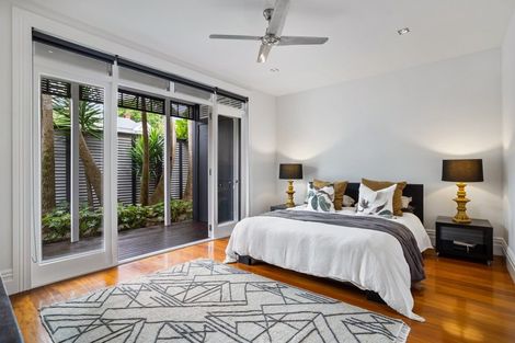 Photo of property in 39 Esplanade Road, Mount Eden, Auckland, 1024