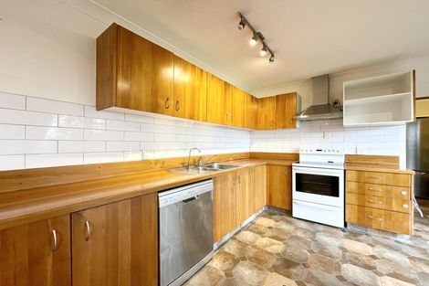 Photo of property in 46 Pleasant Road, Glen Eden, Auckland, 0602