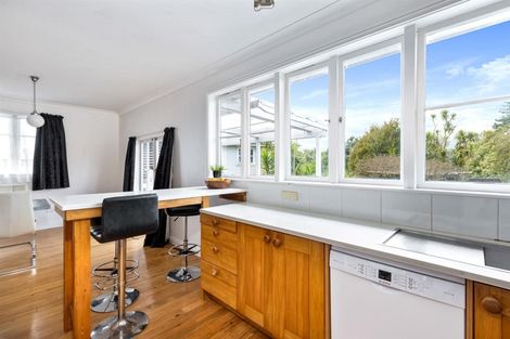 Photo of property in 106 Parkhurst Road, Parakai, 0830