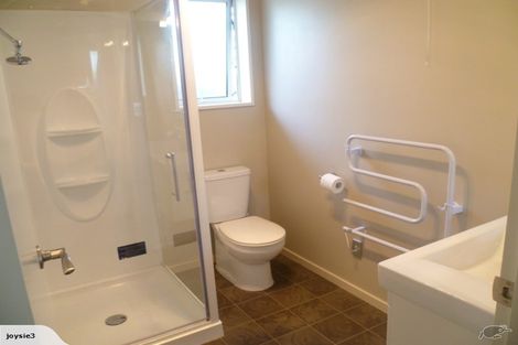 Photo of property in 9 Field Terrace, Upper Riccarton, Christchurch, 8041