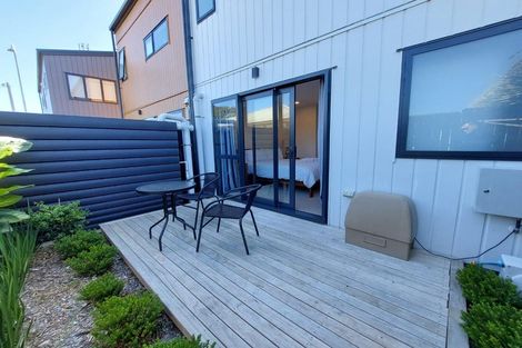 Photo of property in 5/128 Onewa Road, Northcote, Auckland, 0627