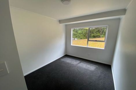 Photo of property in 27 Glen Vista Place, Bayview, Auckland, 0629