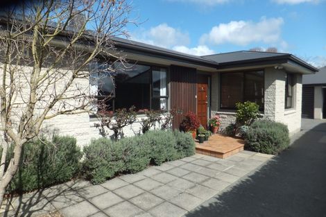 Photo of property in 7 Ambleside Drive, Burnside, Christchurch, 8053