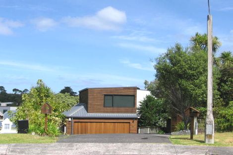 Photo of property in 1/64 Centorian Drive, Windsor Park, Auckland, 0632