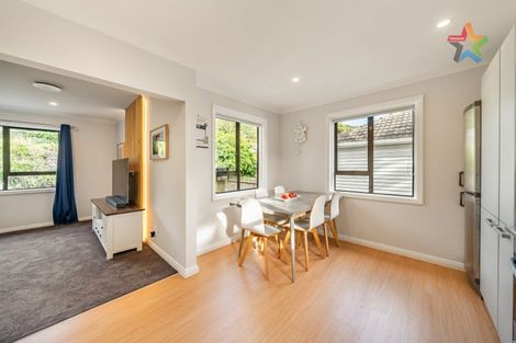 Photo of property in 21 Bledisloe Crescent, Wainuiomata, Lower Hutt, 5014