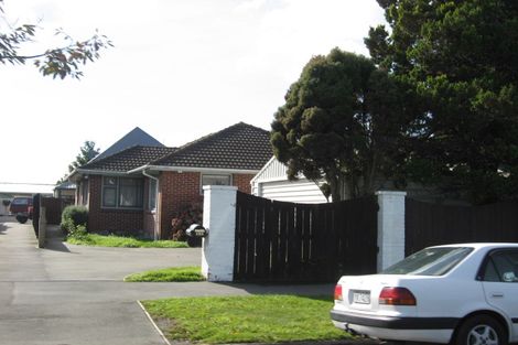 Photo of property in 2/122 Maidstone Road, Ilam, Christchurch, 8041