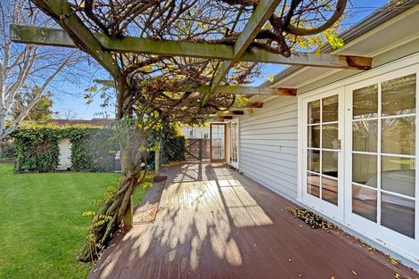 Photo of property in 65 Windermere Road, Papanui, Christchurch, 8053