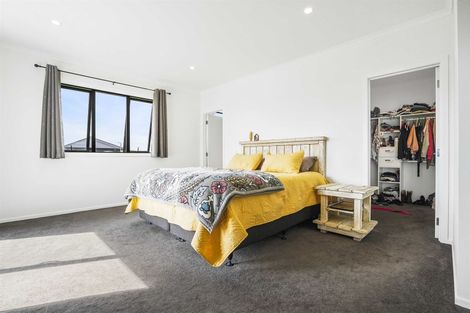 Photo of property in 12 Paiaka Place, Rototuna North, Hamilton, 3210