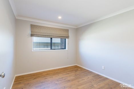 Photo of property in 94 Kirton Drive, Riverstone Terraces, Upper Hutt, 5018