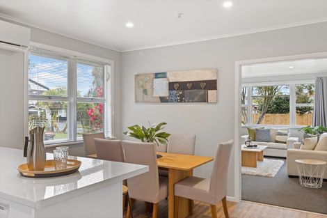 Photo of property in 8 Panair Crescent, Hillcrest, Hamilton, 3216