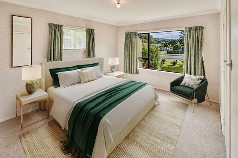 Photo of property in 4 Mclellan Street, Tawa, Wellington, 5028