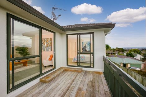 Photo of property in 21 Frederick Reece Drive, The Gardens, Auckland, 2105