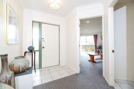 Photo of property in 17 Lasque Place, Glen Eden, Auckland, 0602