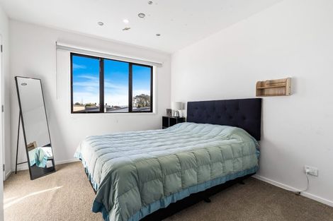 Photo of property in 4/47a Huntington Drive, Huntington Park, Auckland, 2013