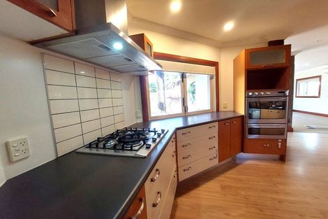 Photo of property in 39 Goods Road, Otumoetai, Tauranga, 3110