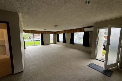 Photo of property in 6 Dudding Avenue, Northcote, Auckland, 0627