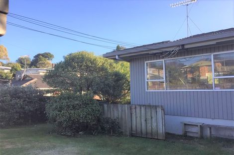 Photo of property in 2/42 Sheridan Drive, New Lynn, Auckland, 0600