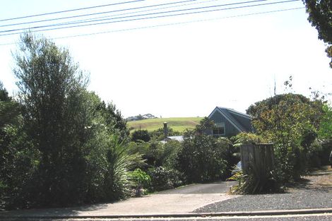 Photo of property in 15a Wairere Road, Torbay, Auckland, 0630