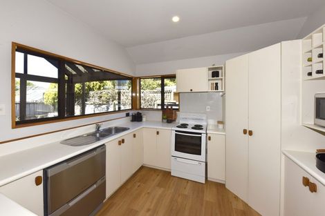 Photo of property in 2/310 Withells Road, Avonhead, Christchurch, 8042