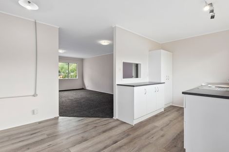 Photo of property in 2/38 Lynden Avenue, Hillcrest, Auckland, 0627