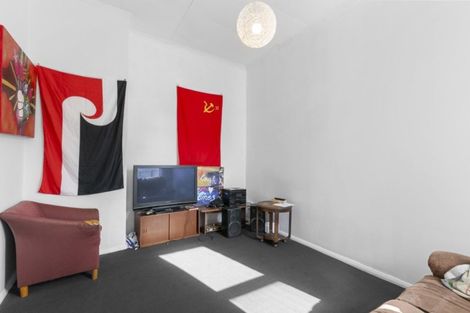 Photo of property in 293 Mansfield Street, Newtown, Wellington, 6021